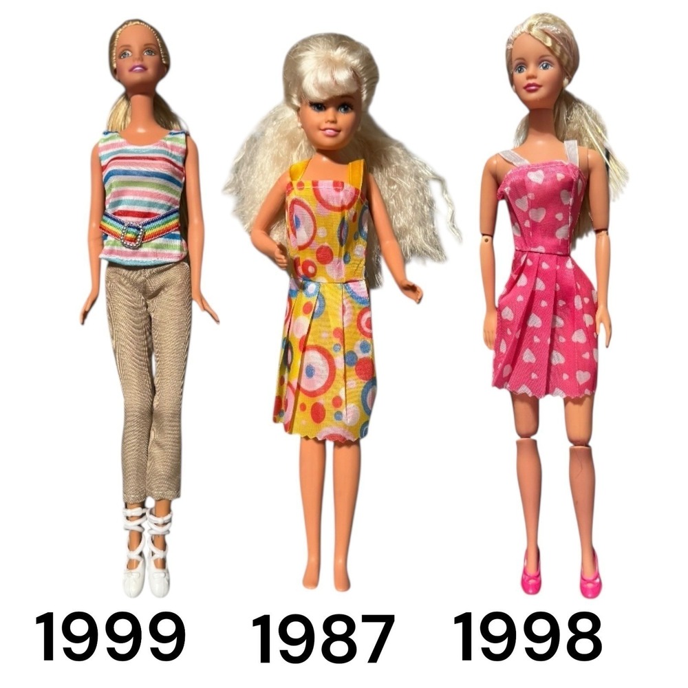 Barbie's Barbies - 17 Barbie Dolls Vintage 1980s 1990s Fashionista Collectible